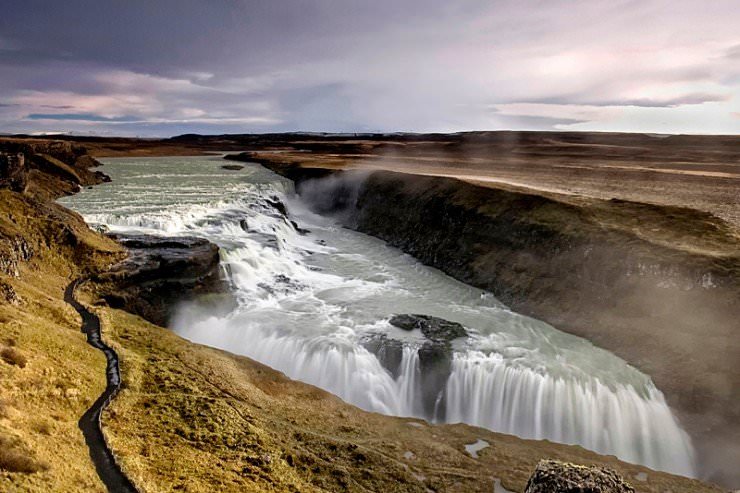 10 niesamowitych wodospadów