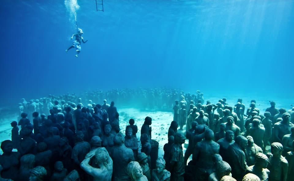 podwodne-muzeum-cancun-meksyk