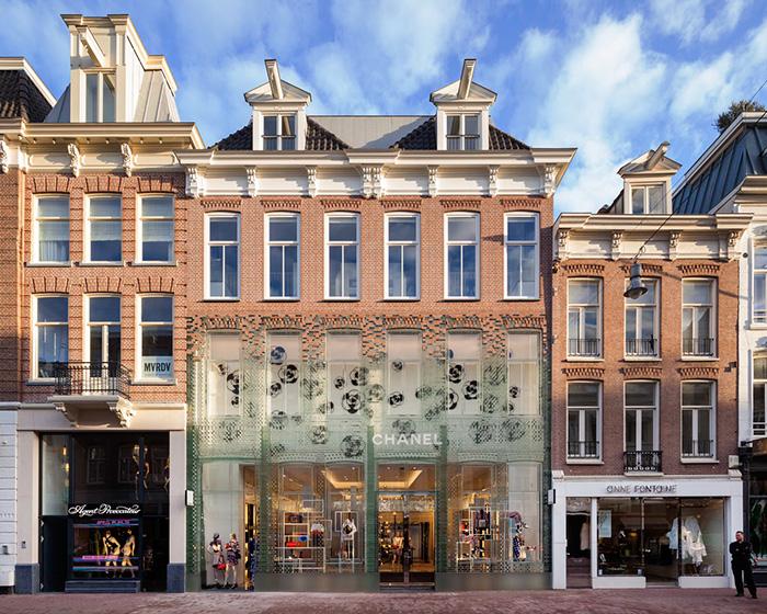 crystal-houses-chanel-store-mvrdv-glass-facade-amsterdam-3