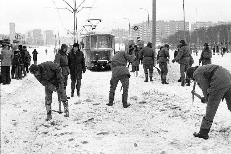 zima stulecia w Warszawie