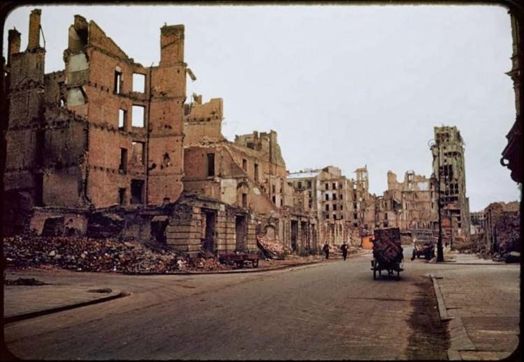 Ruiny Warszawy po wojnie