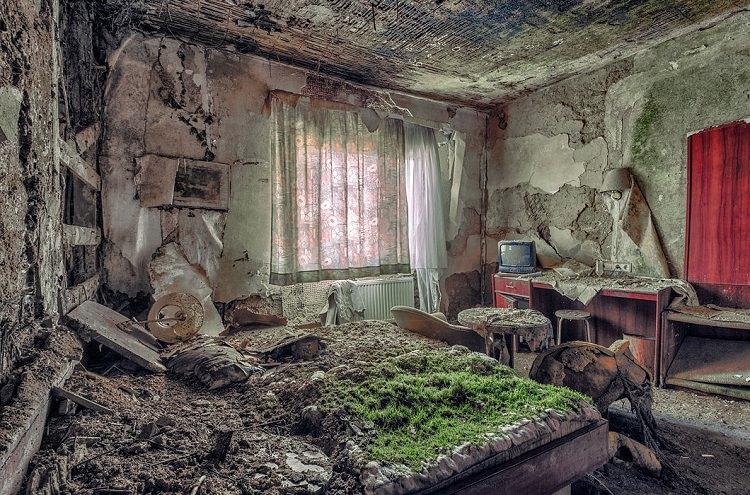 Opuszczone budynki w Europie na fotografiach Christiana Richtera