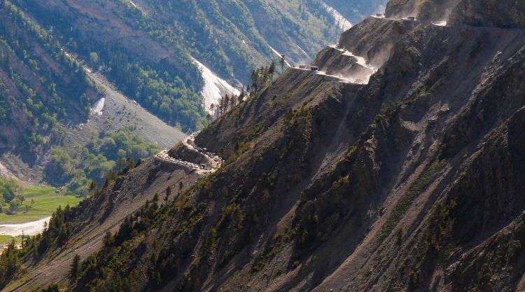 Zoji La Pass - najniebezpieczniejsze drogi świata