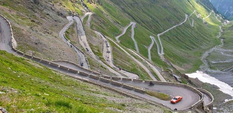 najniebezpieczniejsze drogi na swiecie - Stelvio Pass, Włochy