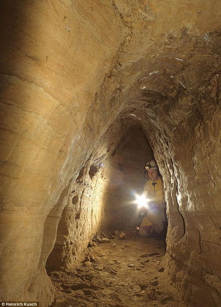 tunele epoki kamienia