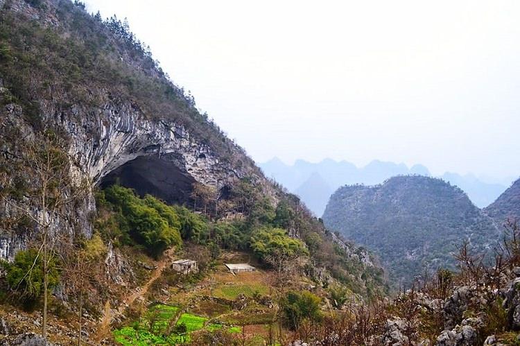 Zhongdong - wioska w środku jaskini