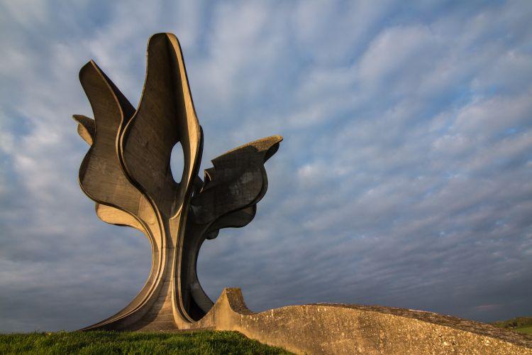 “Kamienny kwiat” (Jasenovac, Chorwacja)