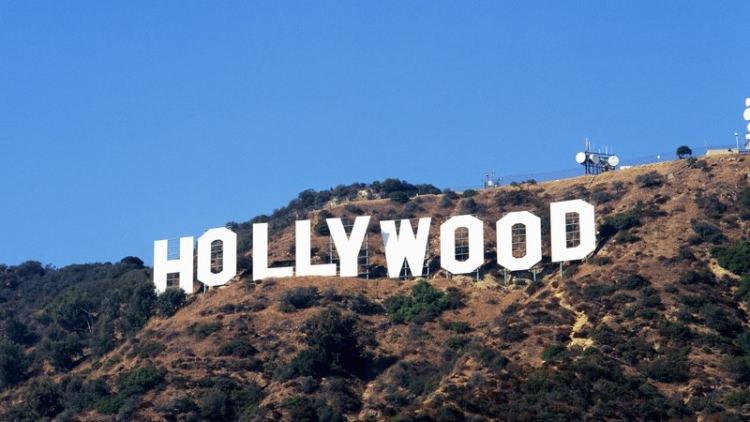Hugh Hefner uratował napis Hollywood
