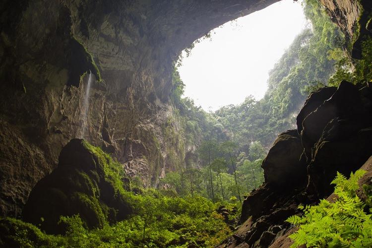 Hang Son Doong - największa jaskinia na świecie