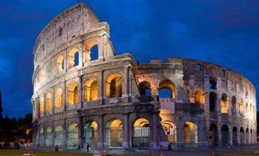 Koloseum nocą