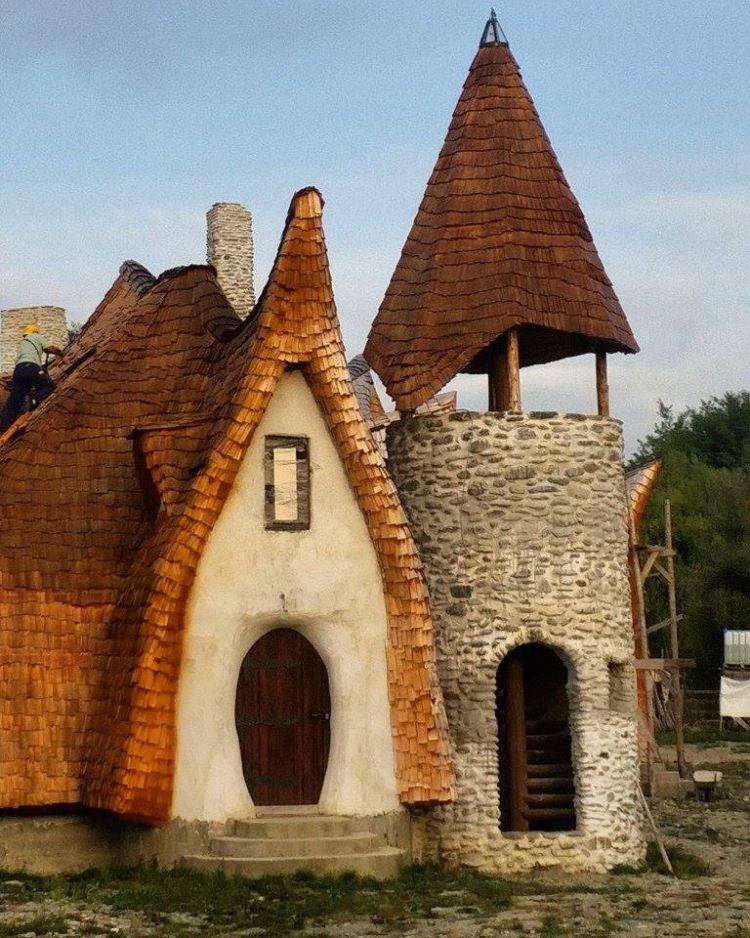 Fay Valley Clay Castle w Rumunii