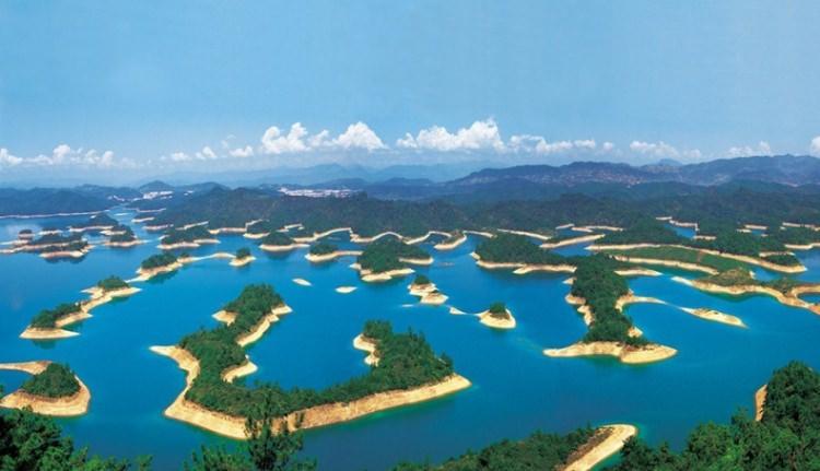 Jezioro Qiandao w Chinach