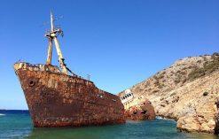 Wrak statku Olympia na wyspie Amorgos