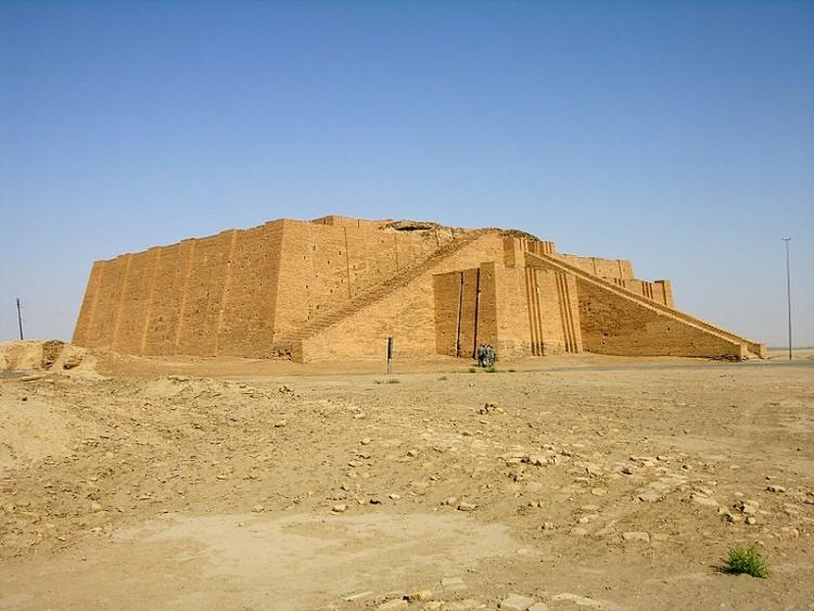 ziggurat w Ur - najstarsze cywilizacje