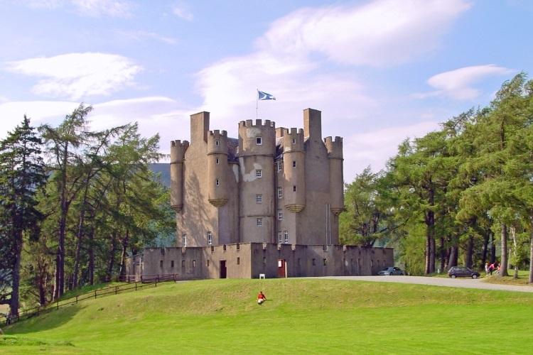 Zamek Braemar - zamki Szkocja
