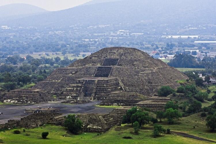 Piramida Słońca w Meksyku